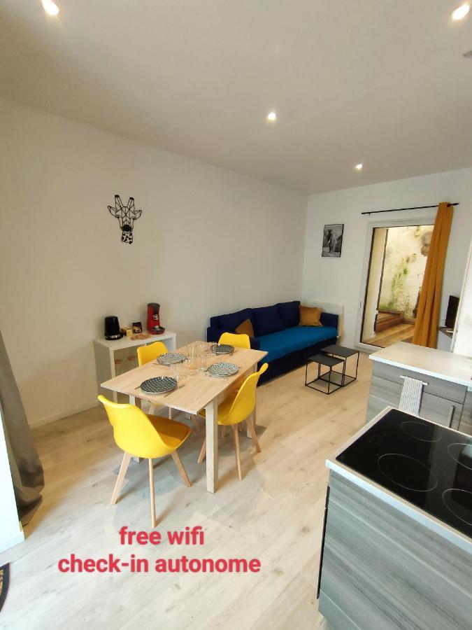 Ferienwohnung Patio Cosy Thizy-les-Bourgs Exterior foto